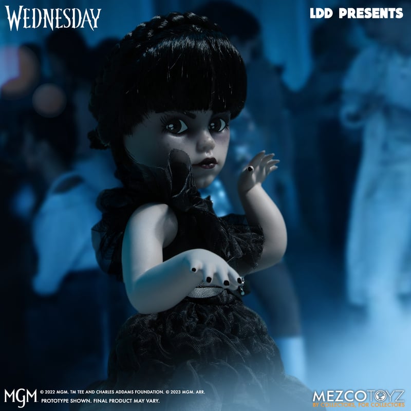 MERCREDI - Mercredi Dansante - Poupée LDD Presents 25cm : :  Figurine Mezco Toys Mercredi
